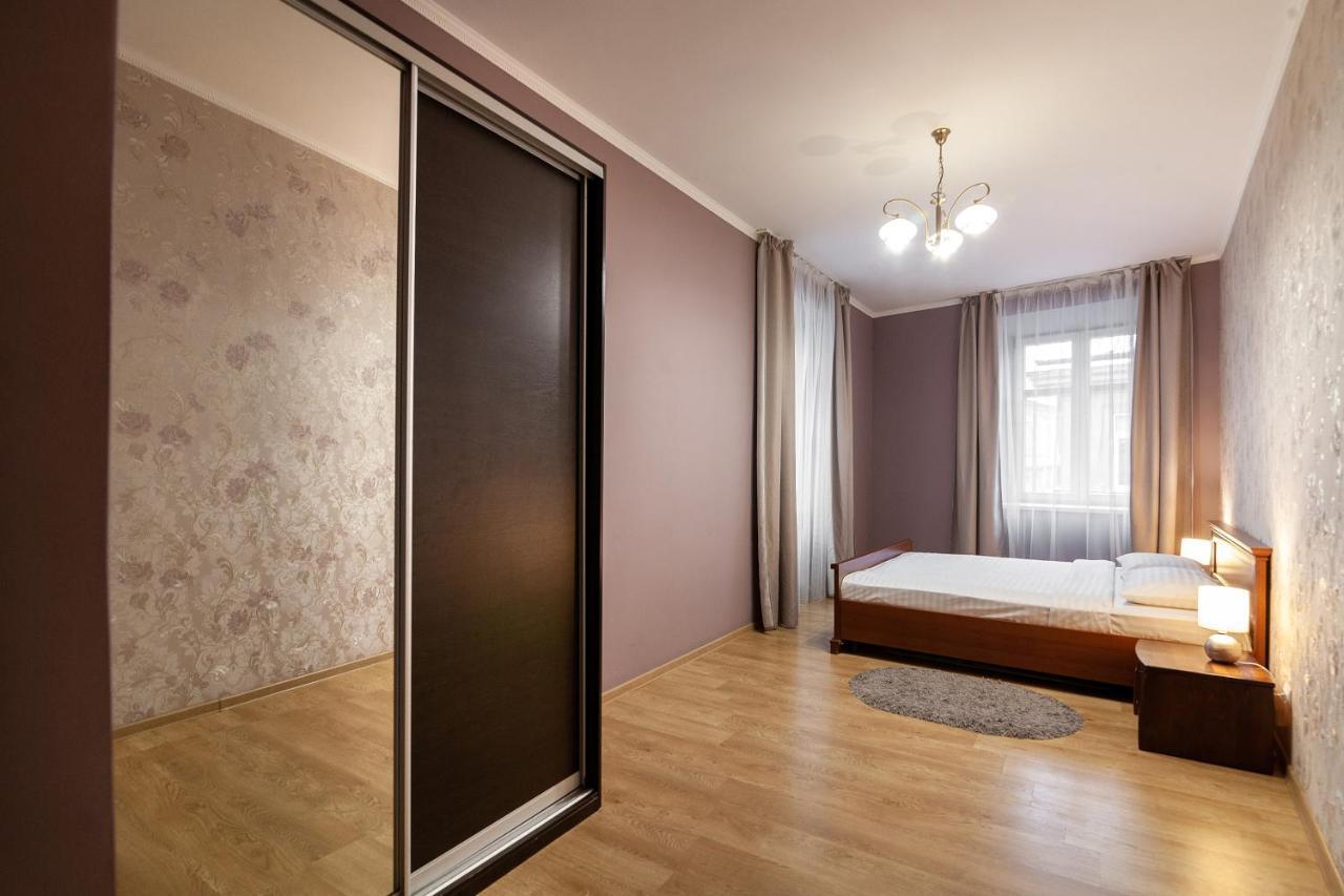 Romari Лесі Українки Lejlighed Lviv Eksteriør billede